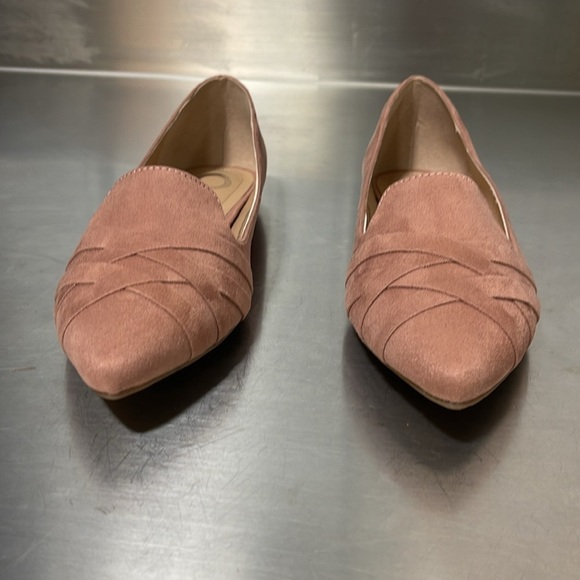 New WB woman’s Journey Collection Mindee Flats - Picture 2 of 5